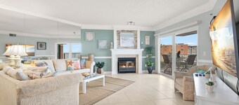 Beach Cottages 1504 by Distinctive Beach Rentals