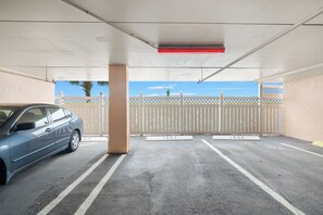 Kondominium (2 Bedrooms) | Fasilitas properti