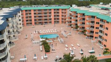 Condo (2 Bedrooms) | Tiện nghi, dịch vụ nơi lưu trú