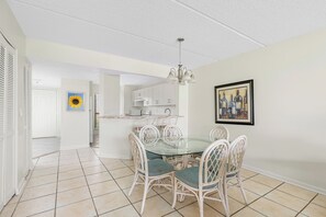 Appart'hôtel (Sea Place 14164 - No Pets Allowed) | Restauration