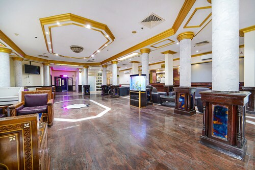 OYO 120 Concord International Hotel