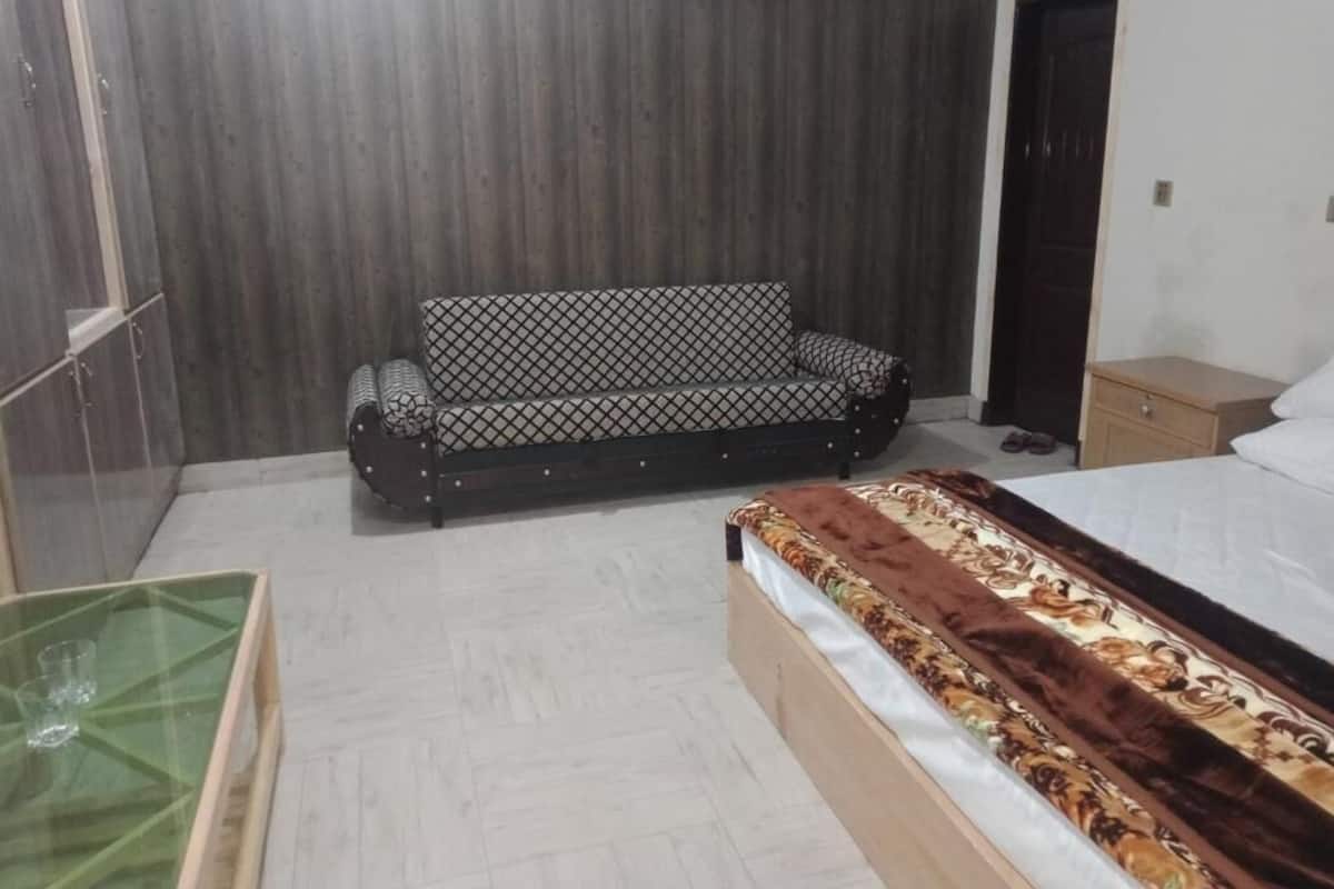 Habitación Deluxe doble | Sistema de insonorización, wifi gratis, ropa de cama