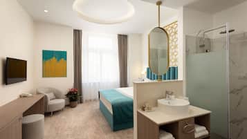 Kamar Deluks | 1 kamar tidur, minibar, brankas, dan meja kerja