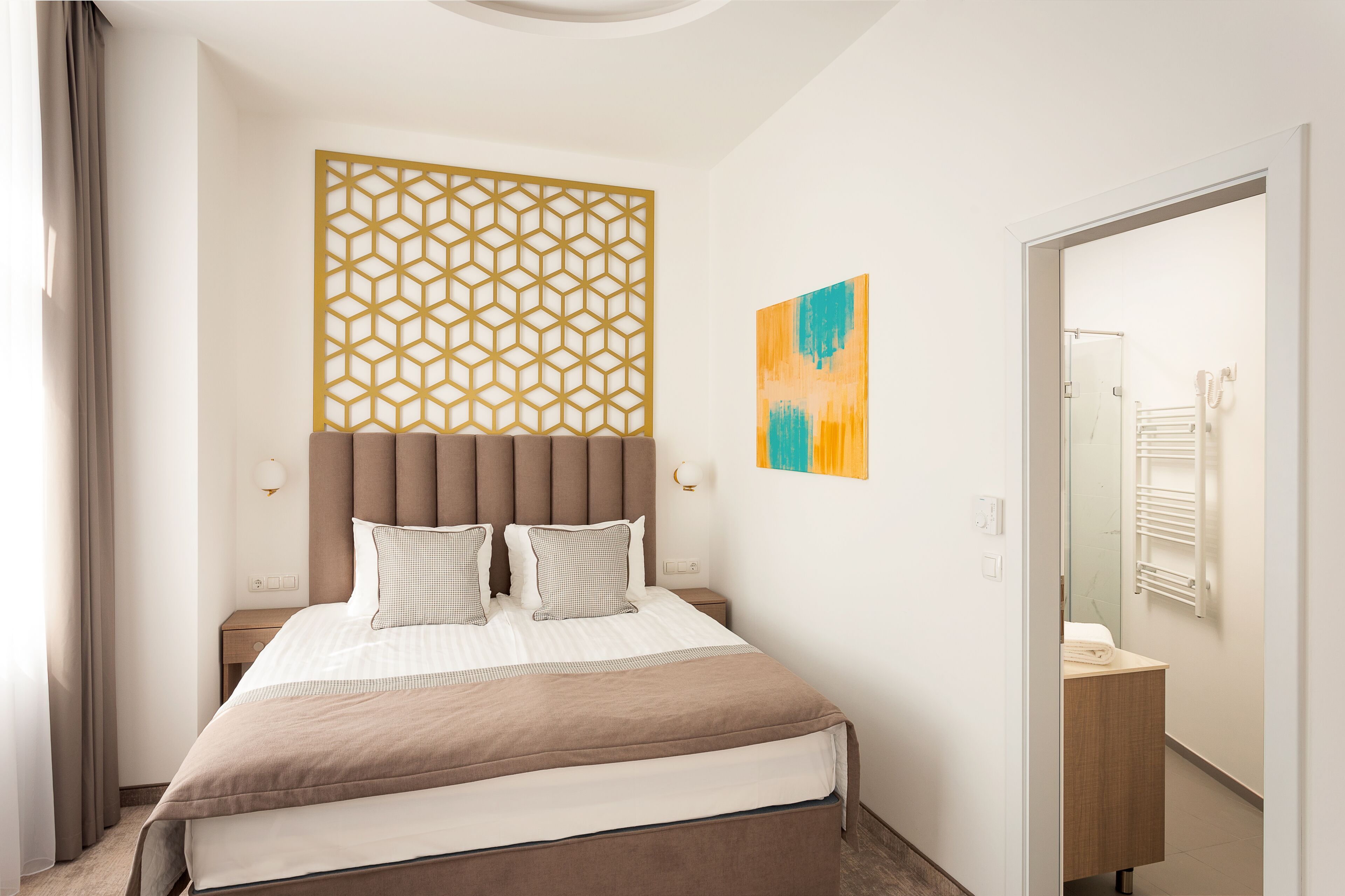 grand suite | minibar, in-room safe, desk, laptop workspace