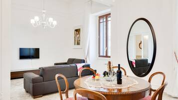 Apartment | Living area