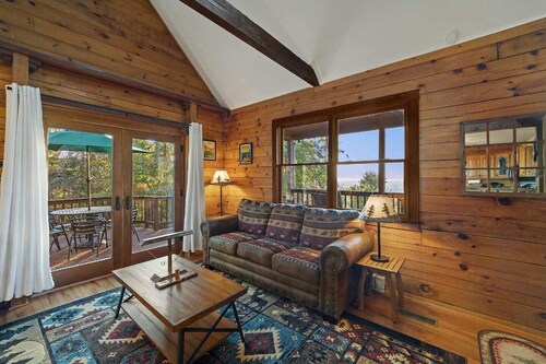 Blue Ridge Getaway - Sunset Views, A.T. Access