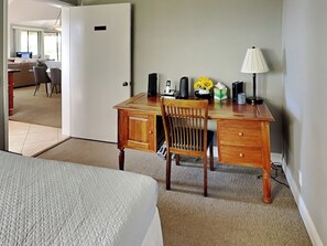 Condo (3 Bedrooms) | Tiện nghi, dịch vụ nơi lưu trú
