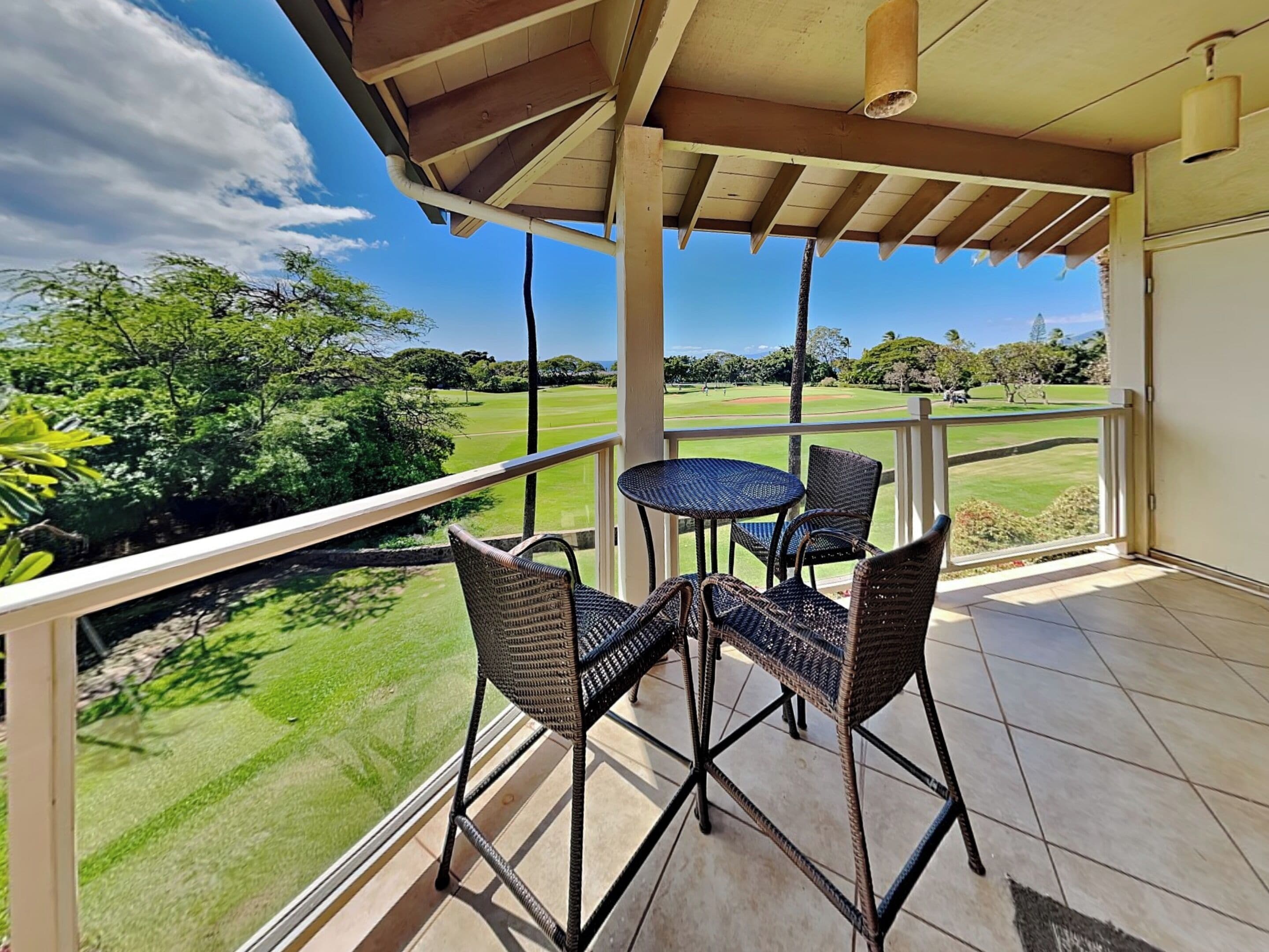 Condo (3 Bedrooms) | Front of property