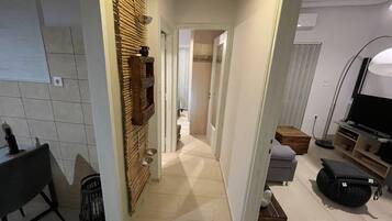 City Apartment | 1 bedroom, Egyptian cotton sheets, premium bedding, down comforters