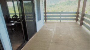 Ảnh chưa phân loại, 2 trong số 13 ảnh, nút