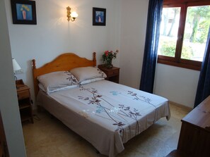 5 habitaciones, cuna de viaje y wifi 