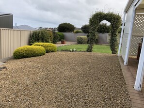 Property grounds - House with ocean view/Bluff - short distance from beach and restaurants/cafes (Encounter Bay)