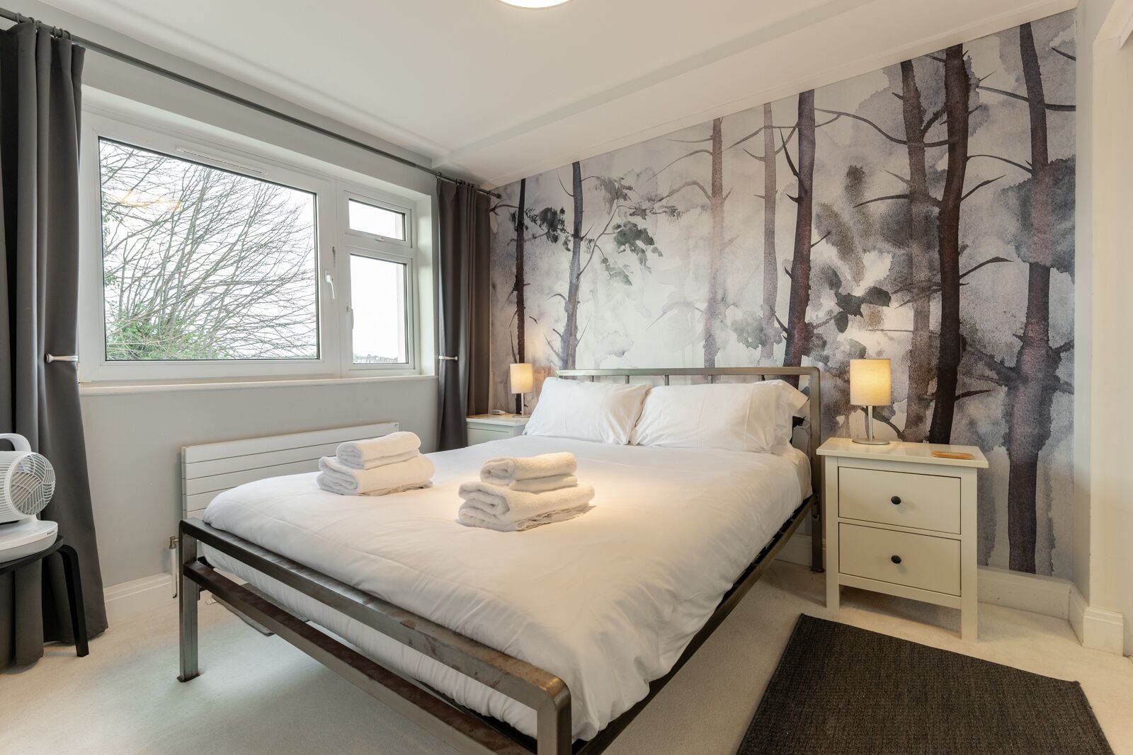 Apartamento, banheiro privativo | 2 quartos