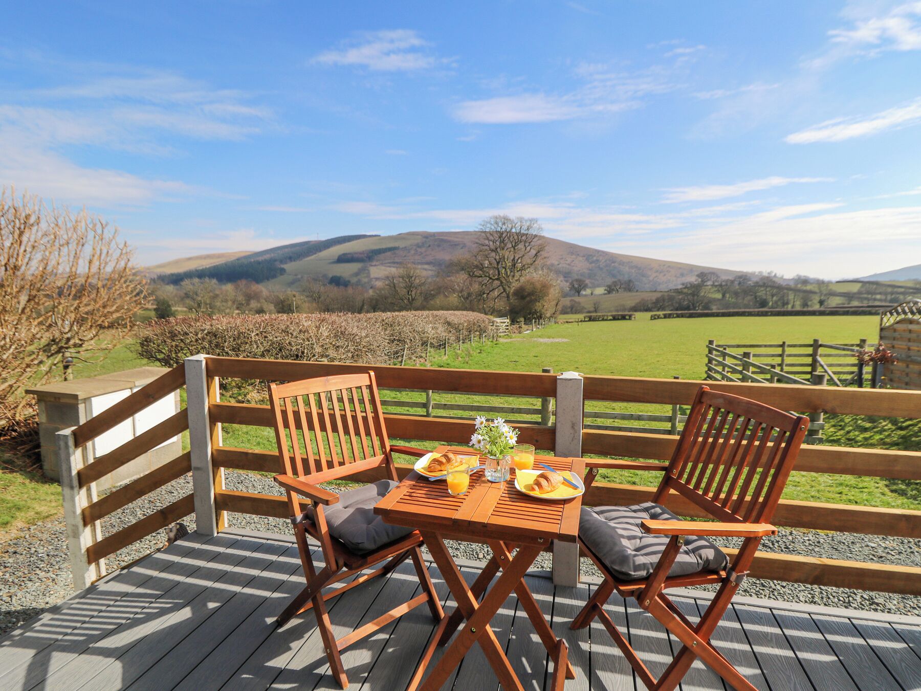 Cottage | Outdoor dining