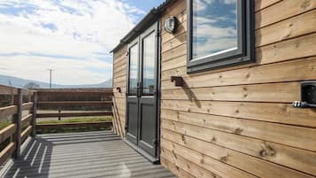 Cottage | Exterior detail