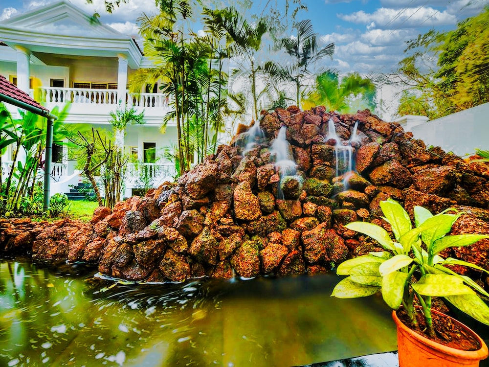 Casa Ahaana by Lavin Hotels by null