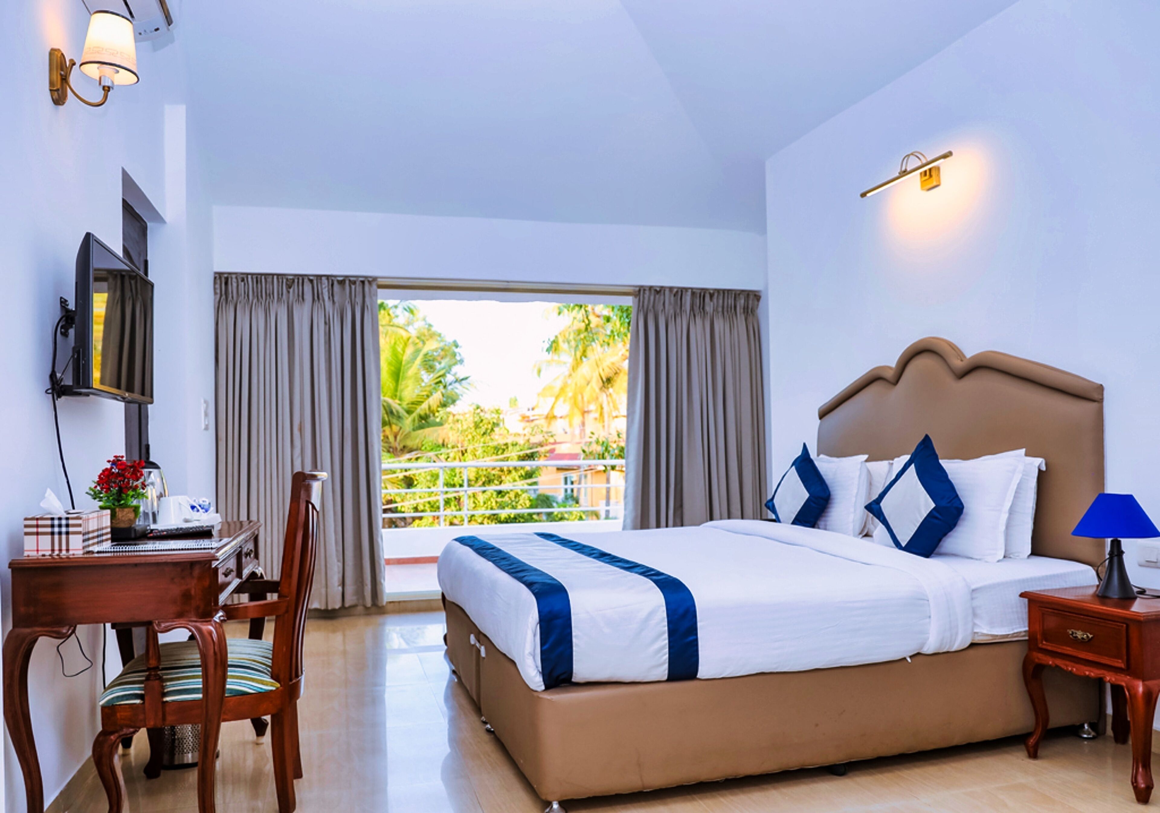 Egyptian cotton sheets, premium bedding, memory-foam beds, minibar