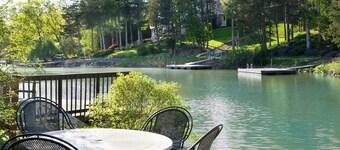 Log Cabin Lakehouse | Pool | Beach | Kayaks | Firepit
