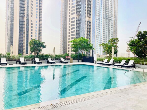 Apartment (2 Bedrooms) | Pool | Outdoor pool - Ultimate Luxury at Dubai Creek Waterfront (Dubai)
