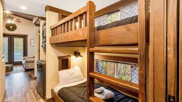 1 habitación, wifi y ropa de cama