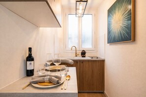 Interior - Ideally-located studio near Montparnasse (Paris)