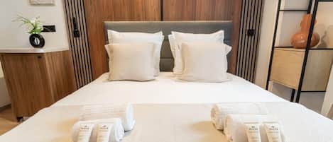 Bügeleisen/Bügelbrett, Reisekinderbett, WLAN, Bettwäsche