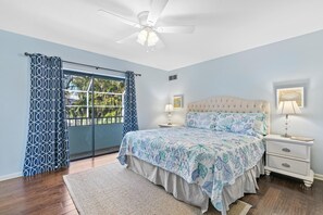 3 bedrooms, desk, iron/ironing board, travel crib