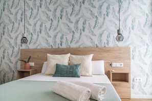 Silitysrauta/-lauta, ilmainen Wi-Fi, vuodevaatteet