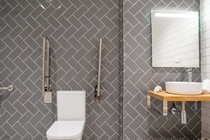 淋浴設備、風筒、提供毛巾