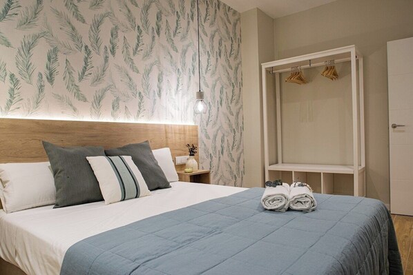 1 bedroom, iron/ironing board, free WiFi, bed sheets