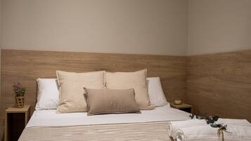 1 slaapkamer, een strijkplank/strijkijzer, gratis wifi, beddengoed