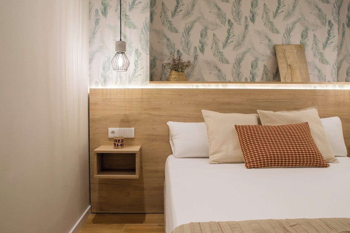 2 chambres, fer et planche à repasser, Wi-Fi gratuit, draps fournis