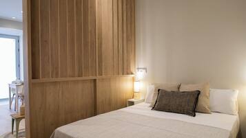 2 slaapkamers, een strijkplank/strijkijzer, gratis wifi, beddengoed