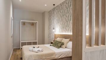 1 slaapkamer, een strijkplank/strijkijzer, gratis wifi, beddengoed