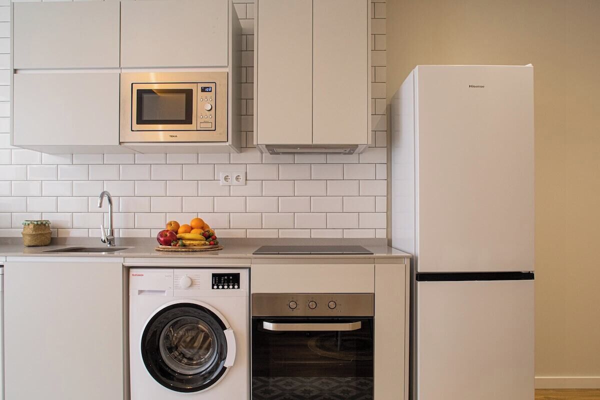 Fridge, microwave, oven, dishwasher