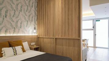 1 chambre, fer et planche à repasser, Wi-Fi gratuit, draps fournis