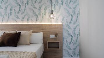 Een strijkplank/strijkijzer, gratis wifi, beddengoed