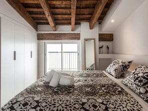2 chambres, fer et planche Ă repasser, Wi-Fi gratuit, draps fournis