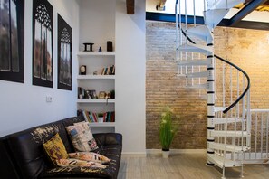 Interior - El Cabanyal Petit Penthouse by Florit Flats (Valencia)