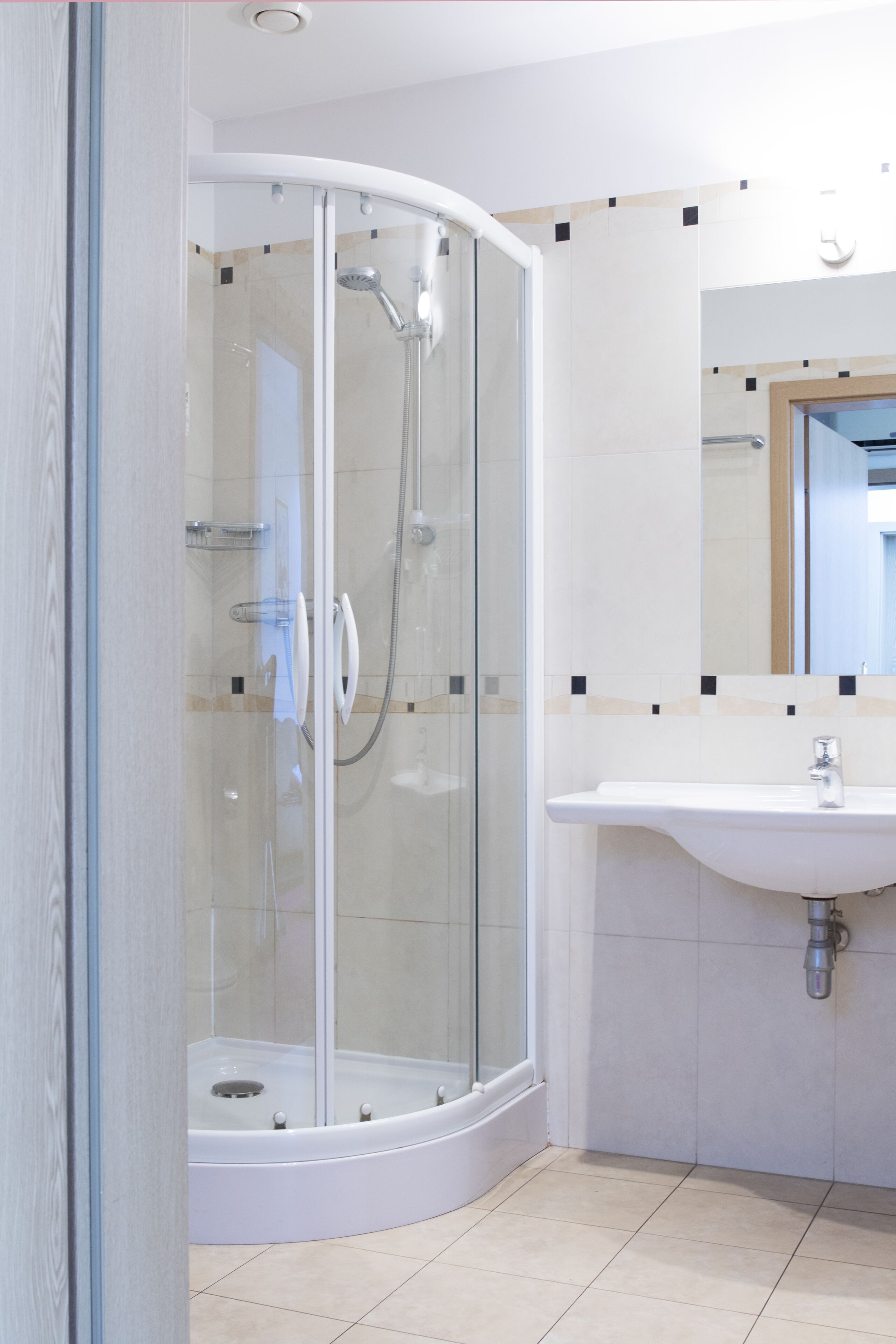 Bathroom | Shower, towels