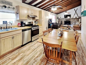 Studio (3 Bedrooms) | Miscellaneous