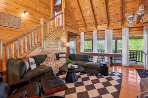 Premium Cabin, 3 Bedrooms, Hot Tub, Mountain View | Living area | 32-inch Smart TV with satellite channels, TV, Netflix
