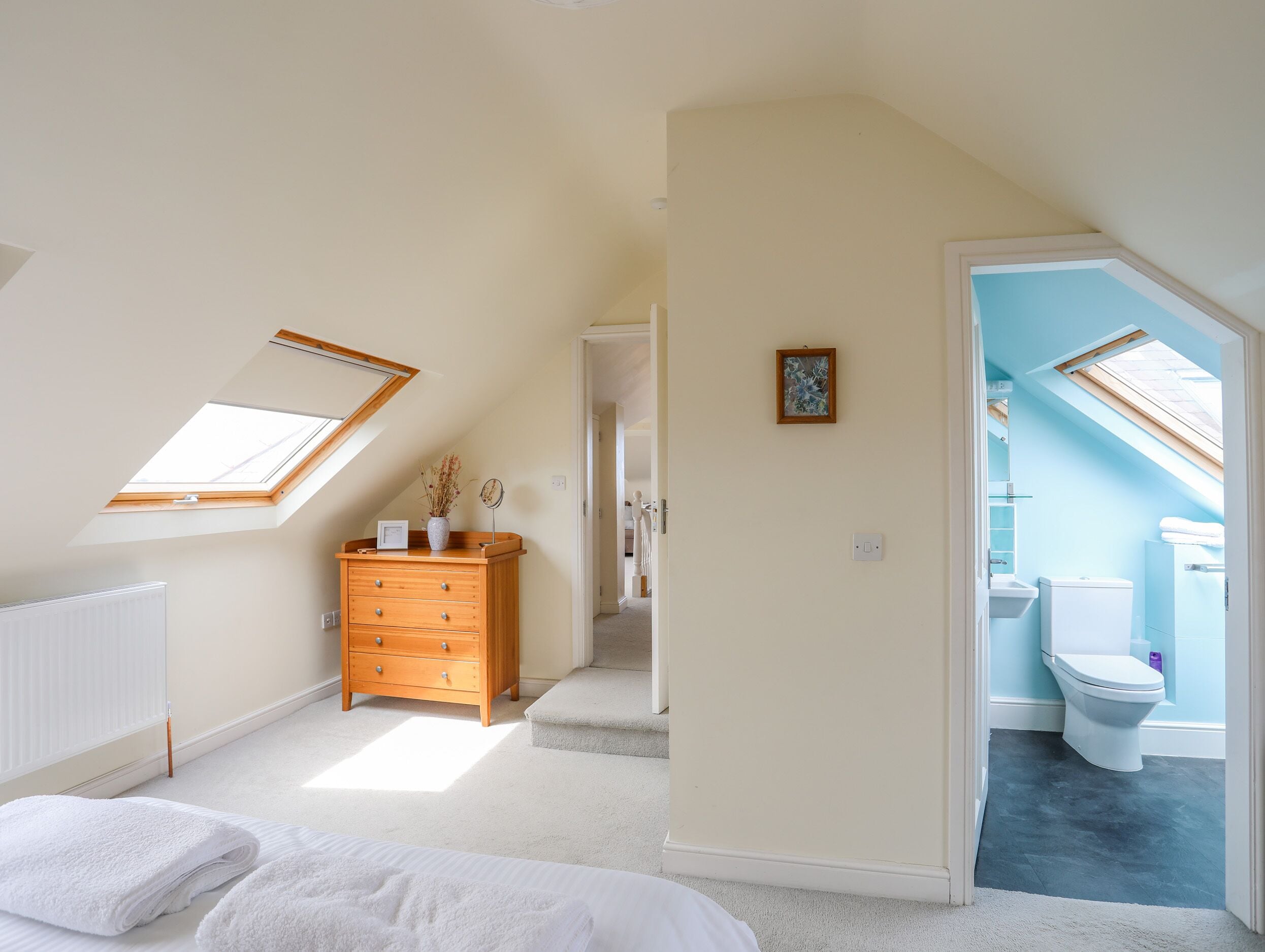 10 habitaciones, wifi gratis y decoración personalizada 
