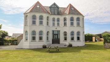 Cottage | Exterior