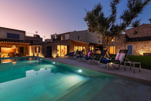 Can Font - luxury and design in perfection!