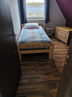 2 bedrooms, free WiFi, bed sheets
