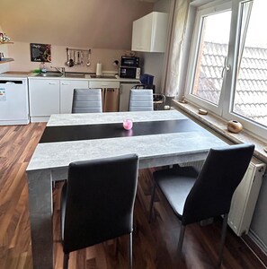 Kühlschrank, Herdplatte, Geschirrspüler