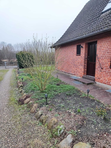 Ferienwohnung am Elbe-Lübeck-Kanal.