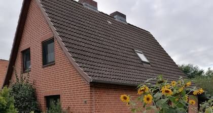 Vacation apartment on the Elbe-Lübeck Canal. Ideal for cycling tours.