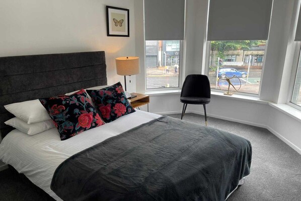 Standard Double Room, 2 Twin Beds | Iron/ironing board, bed sheets - Cavehill Castle Hotel (Belfast)